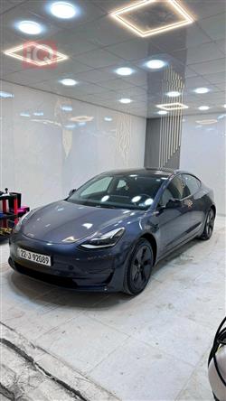 تسلا موديل 3